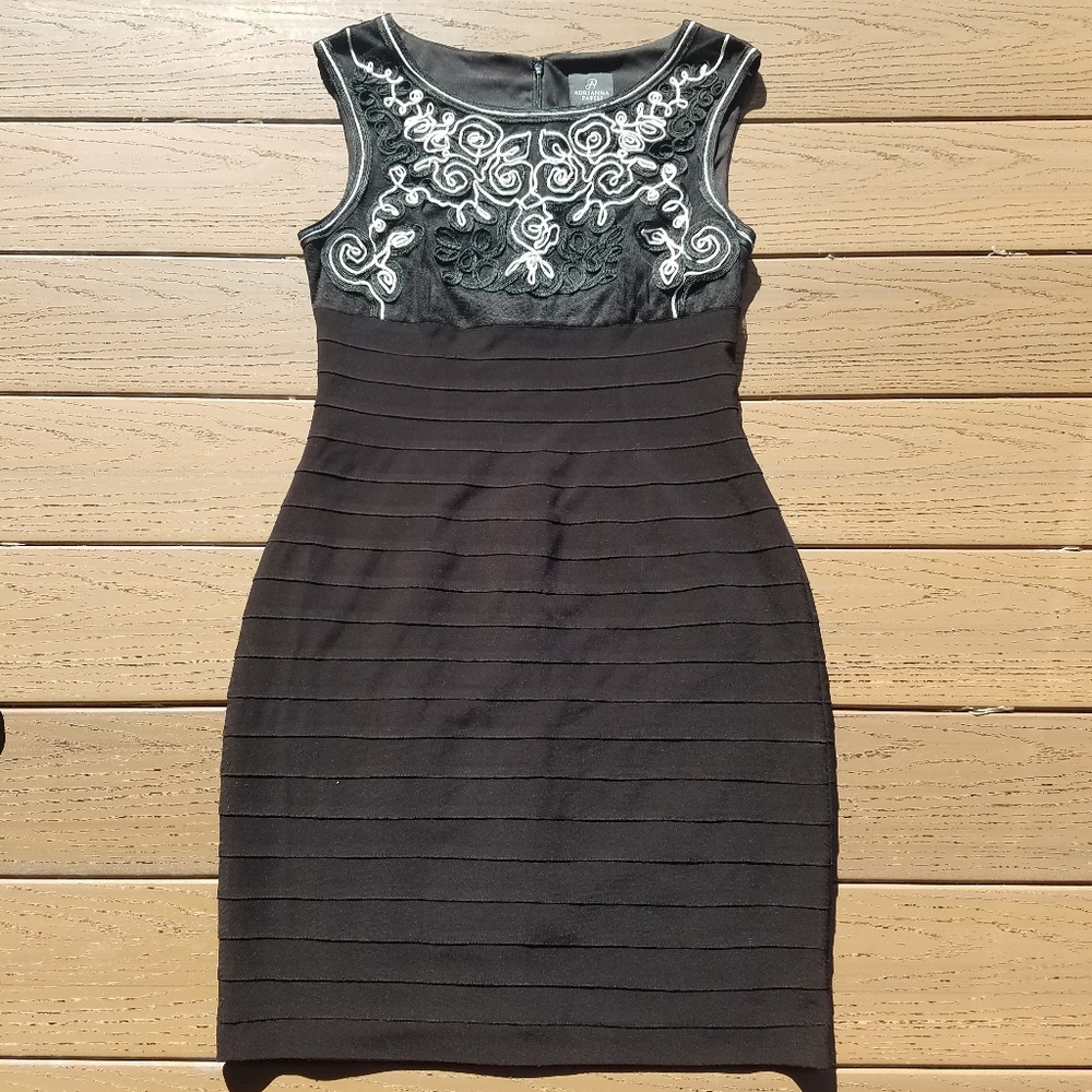 Adrianna Papell Black Bandage Sheath Dress Illusion Embroidered Party Formal 10